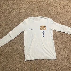 Derrick Rose long sleeve white shirt, Size M